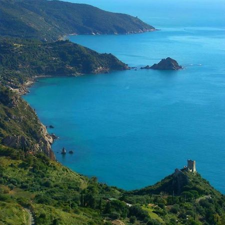 Pensione Verde Luna Orbetello Bagian luar foto